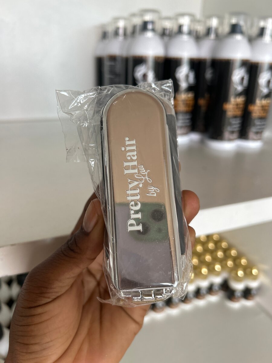 Brosse pliante avec miroir