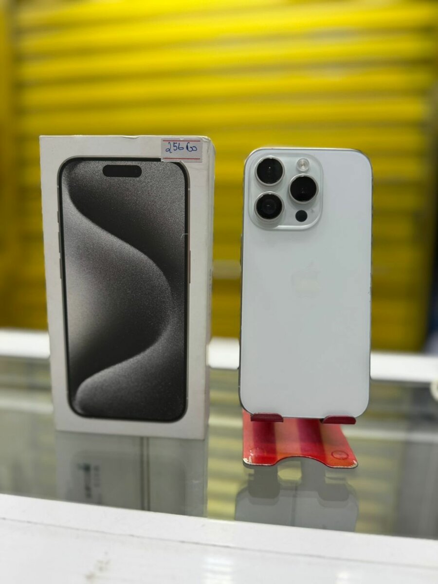 IPhone 15Pro 256Go 2nd main