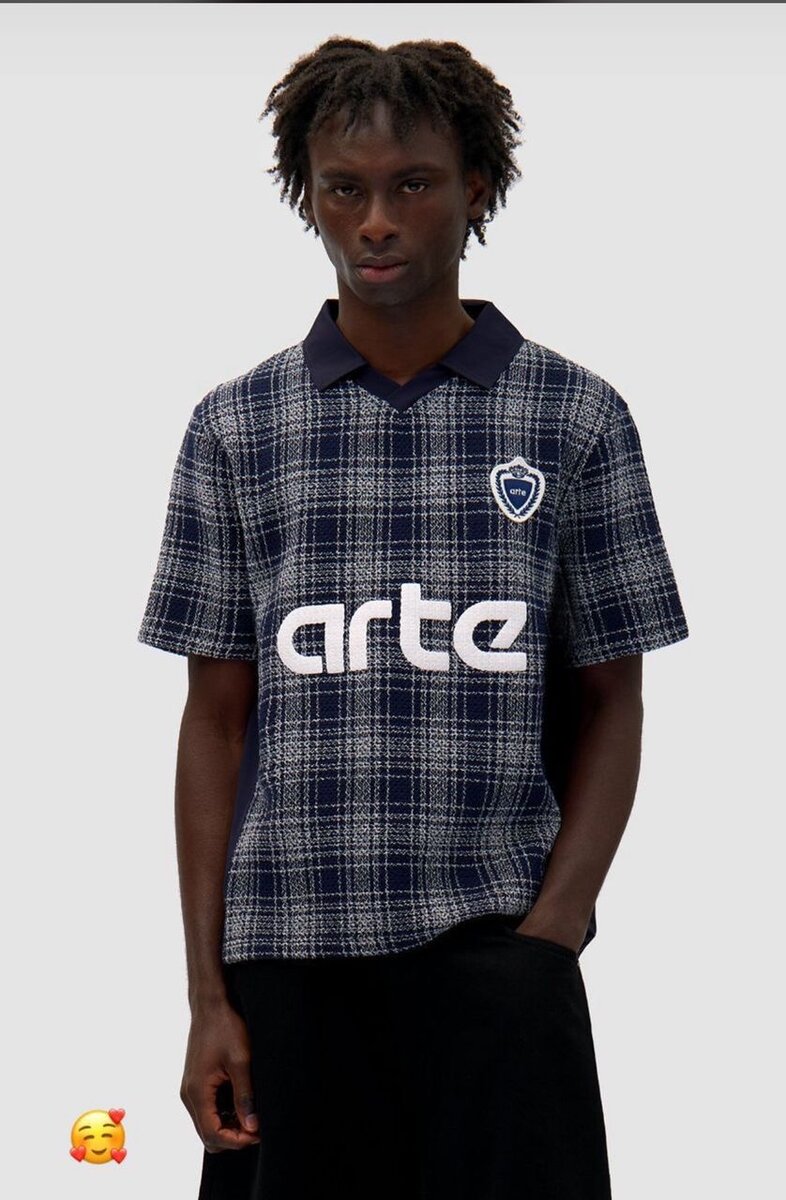 Maillot à carreaux moderne