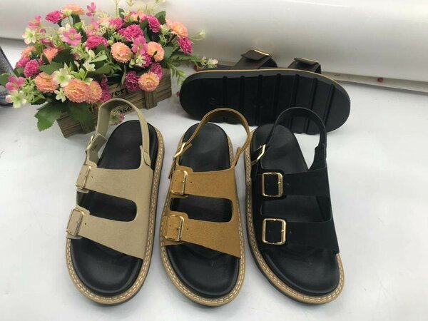 Sandales à double boucle élégantes