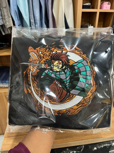 T-shirt anime motif tanjiro
