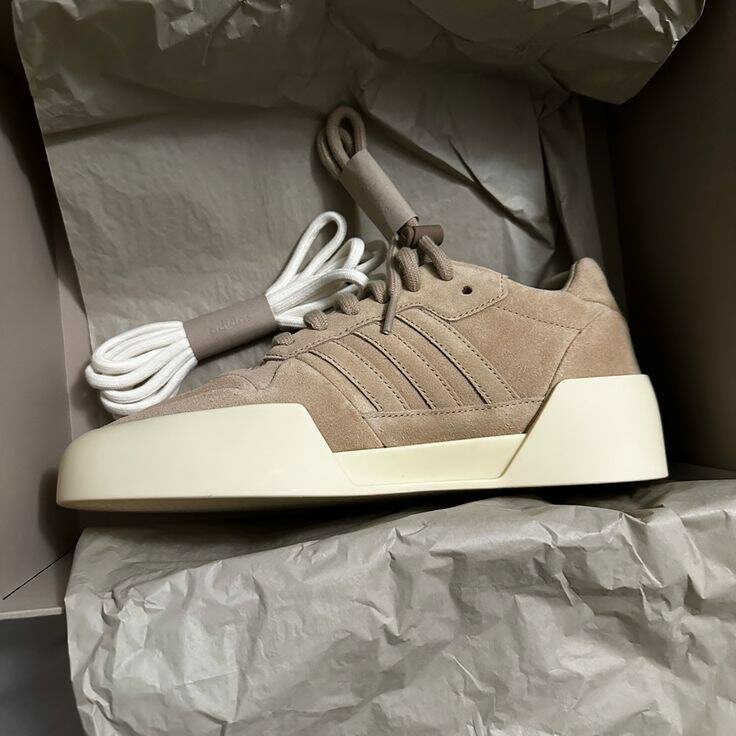 ADIDAS FEAR OF GOD (FOG)