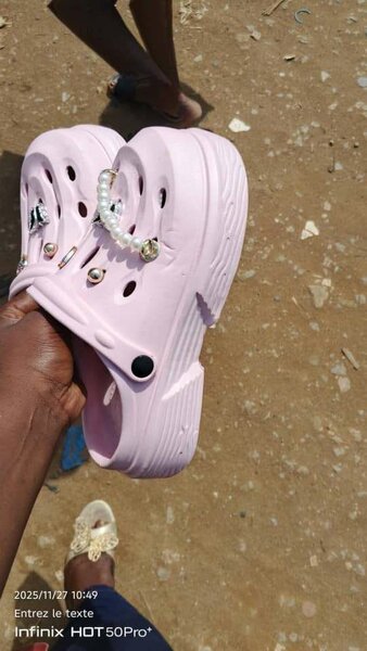 Sabots roses charmants