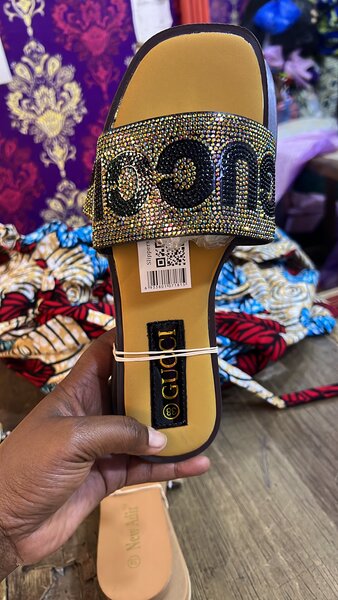 Sandales Éclatantes Femme