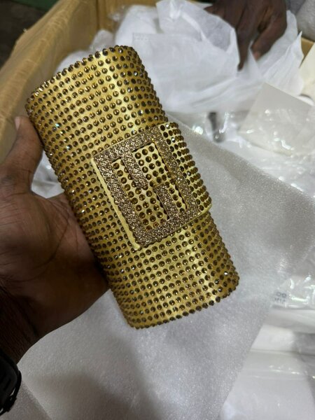 Clutch en strass doré