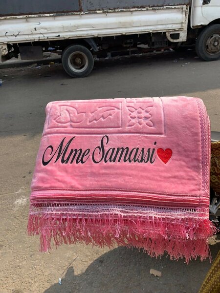 Boubou marocain et tapis personnalisé