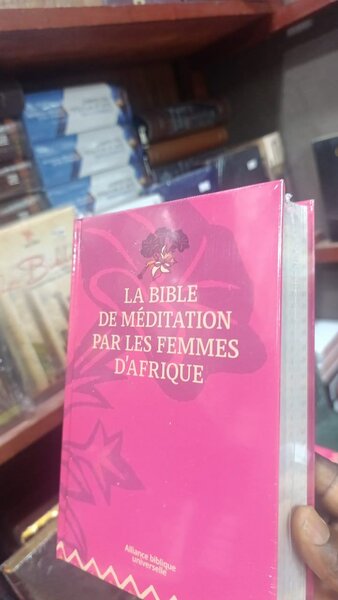 Bibles de prière et délivrance