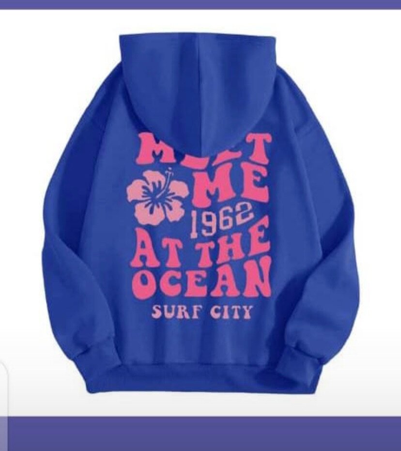 Sweat à capuche tendance graphique