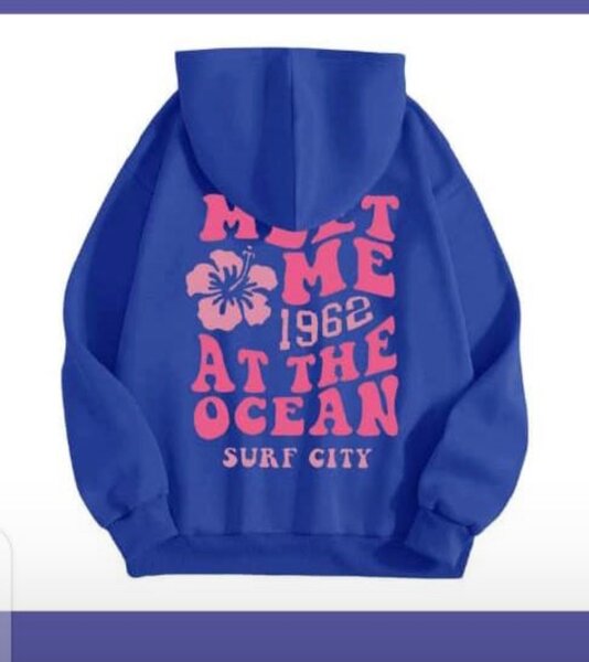 Sweat à capuche tendance graphique