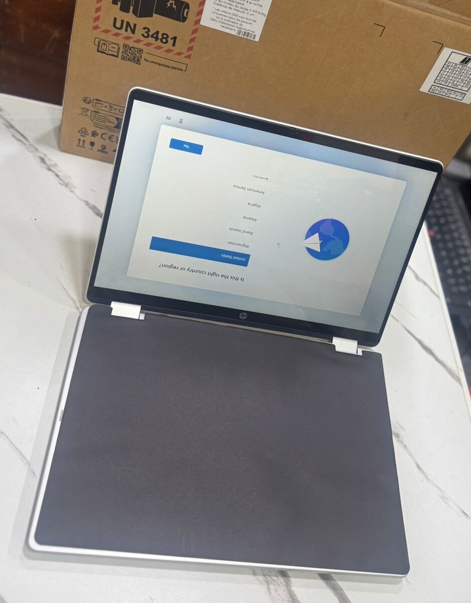 HP Laptop Convertible 14"