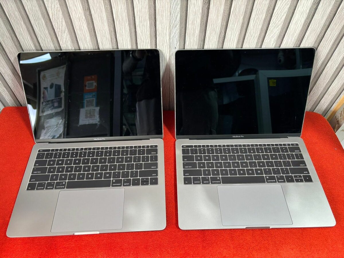 MacBook Pro Core i5 8ram/128gb