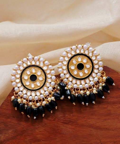 Ladies earings