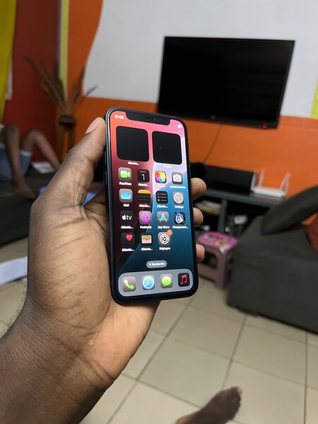 iPhone 12 mini CE