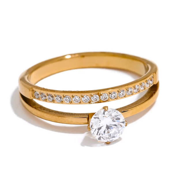 Anneau en or avec diamants