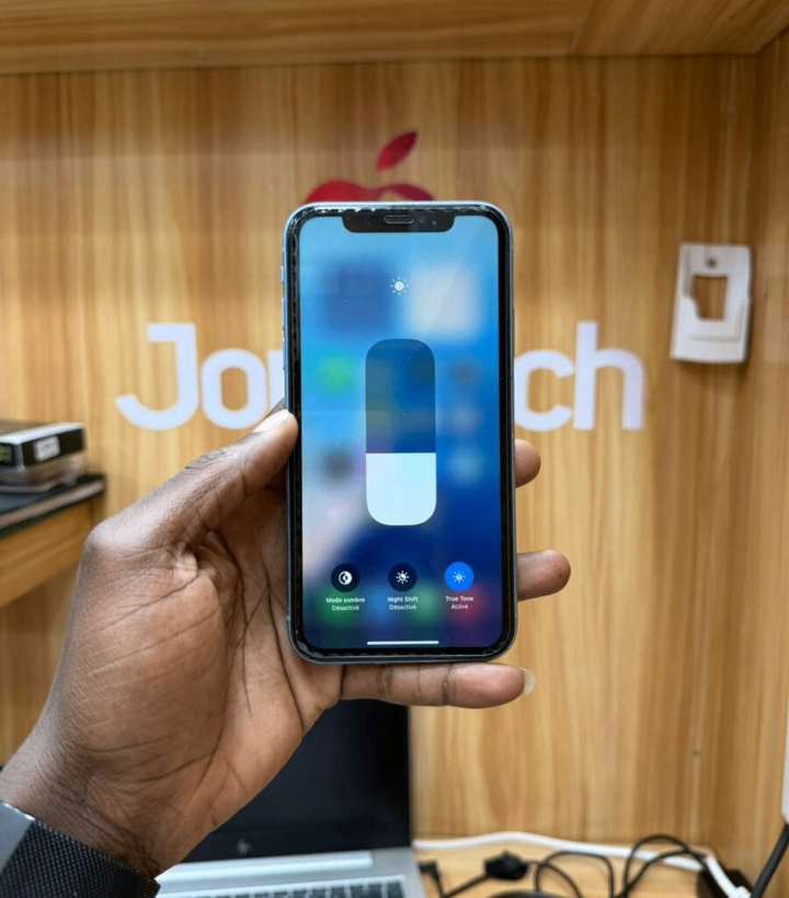 iPhone XR Bleu Reconditionné