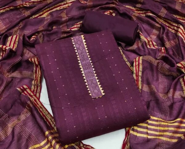 Ladies suit