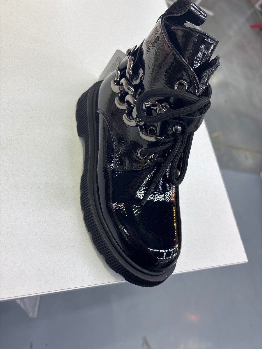 Лакированные стильные