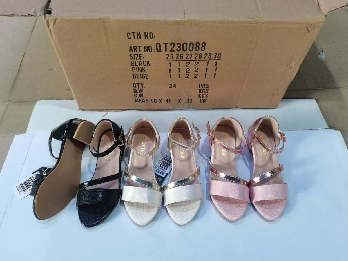 En gros chaussures pour enfants