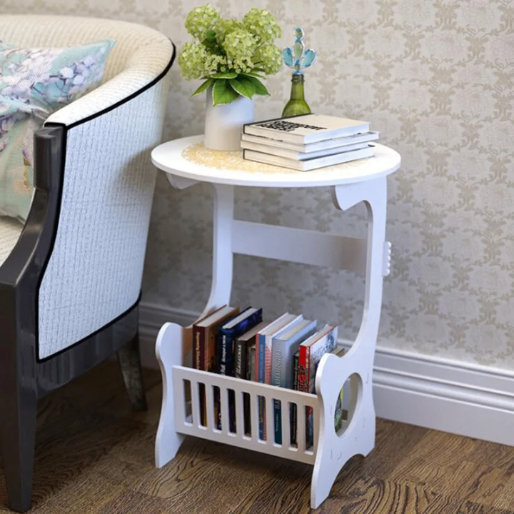 Table d'appoint blanche élégante