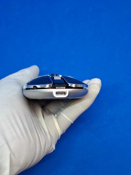 Souris ultra-mince silencieuse