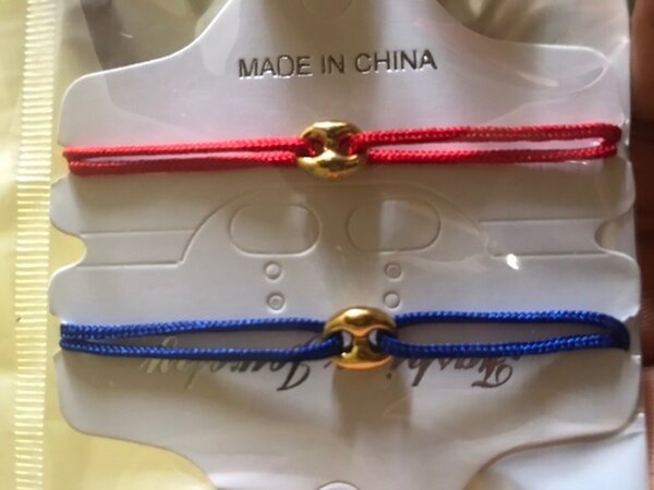 Bracelets en corde colorée