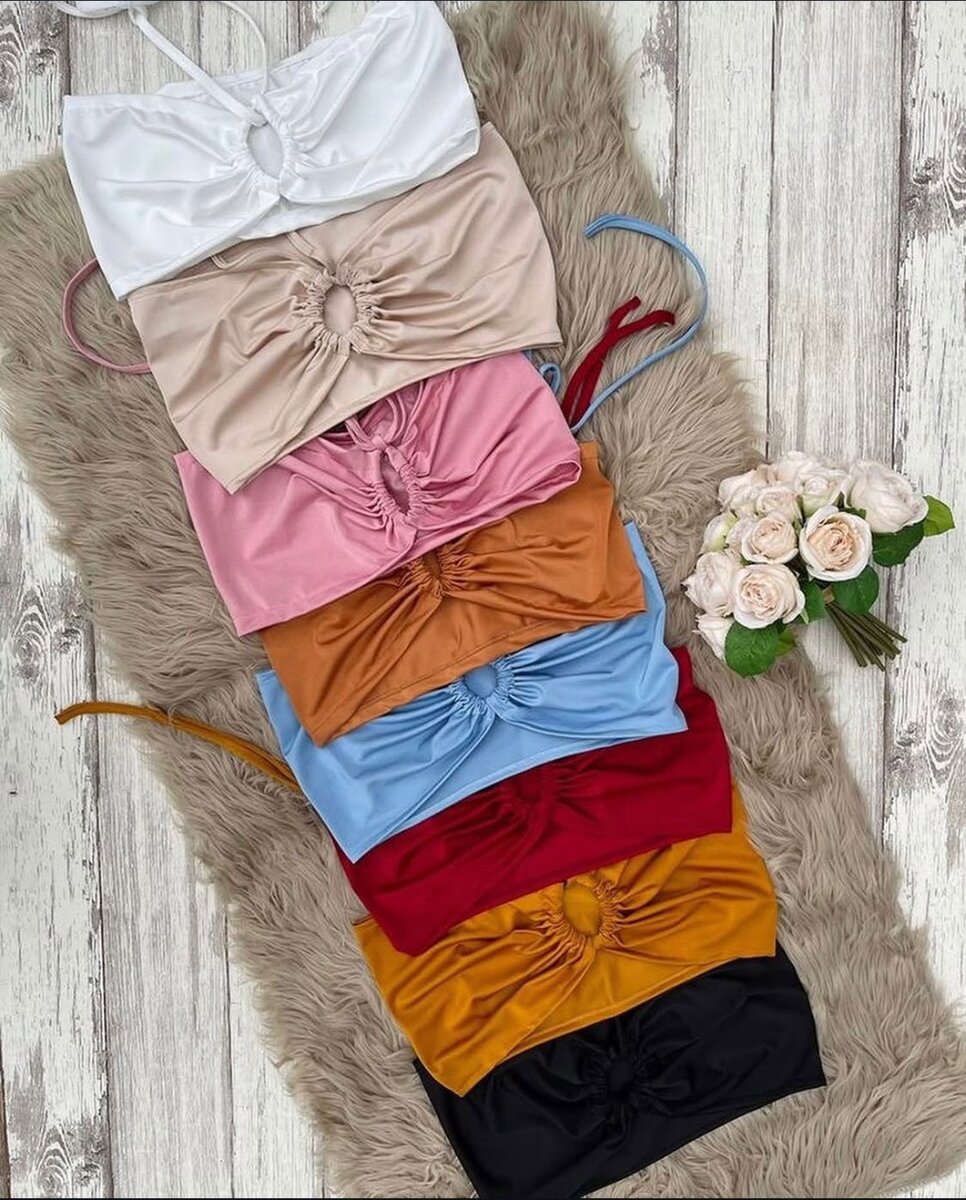 Top à manches asymétriques tendance