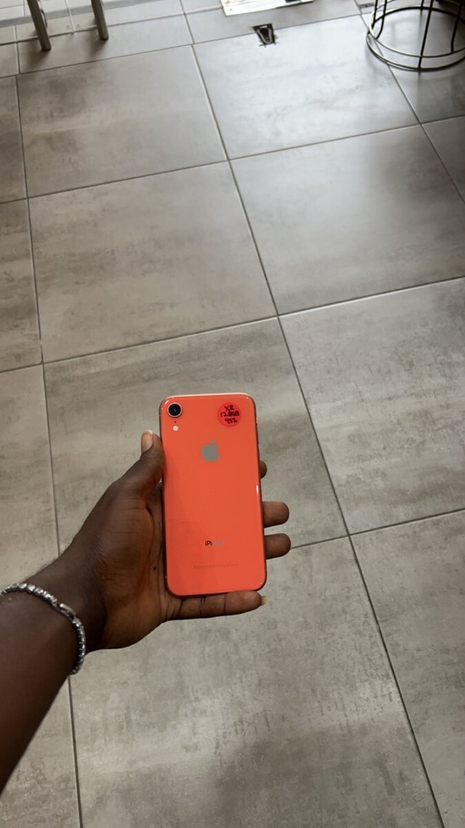 iPhone XR