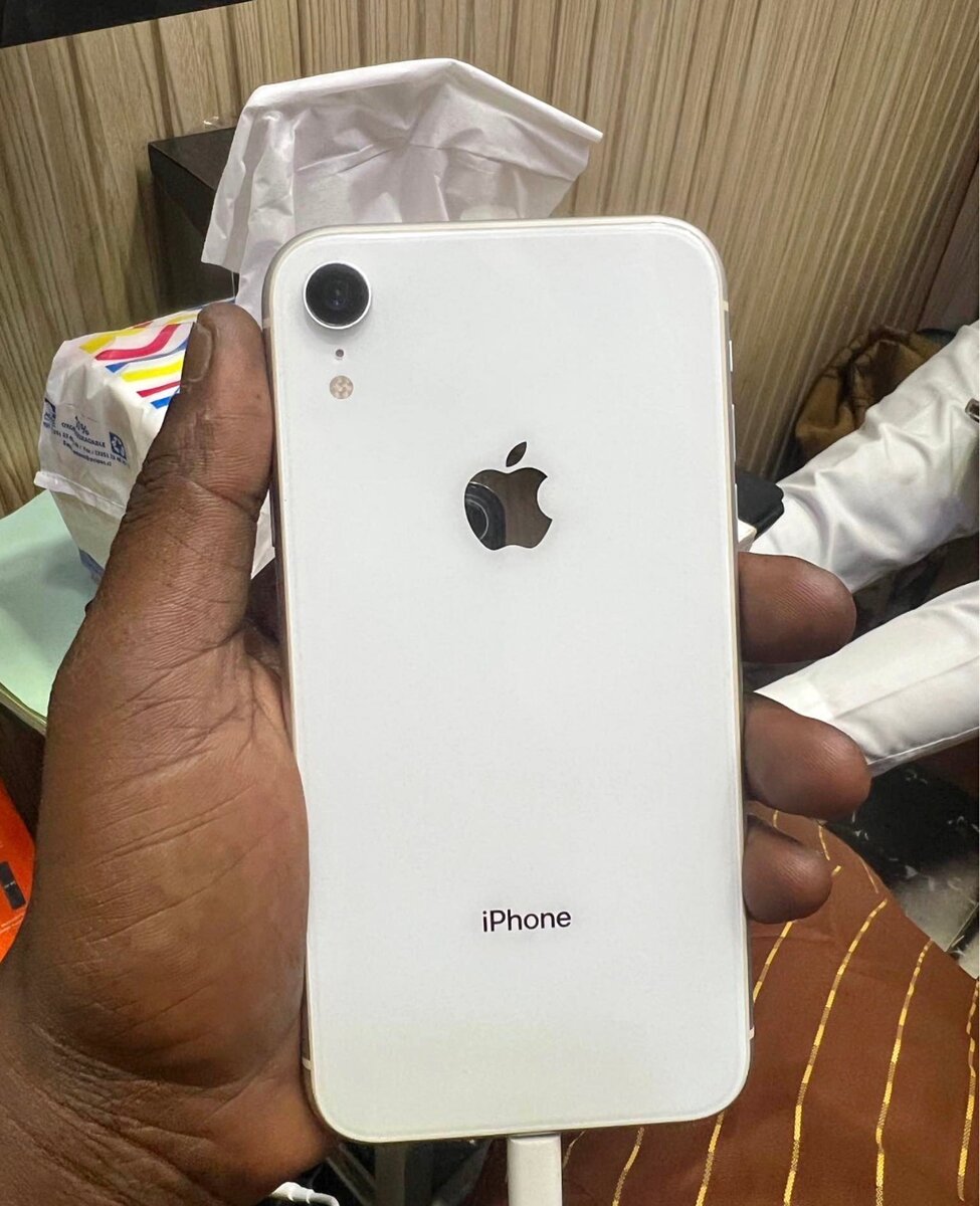 iPhone XR Blanc Débloqué