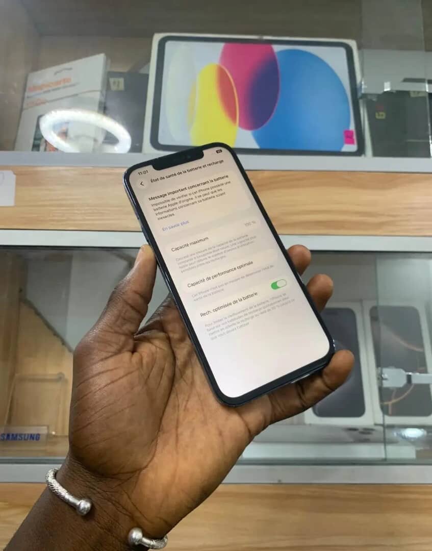 iPhone 12 Pro Max Bleu