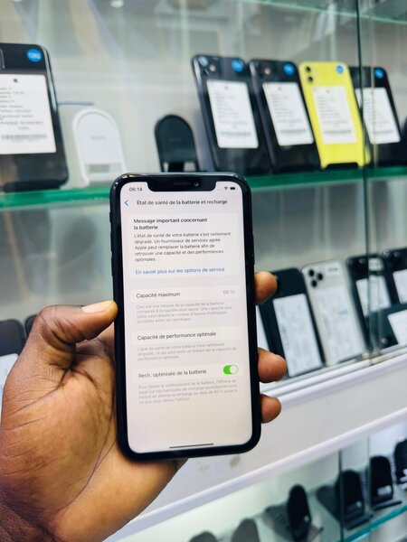 iPhone XR 128 Go Noir