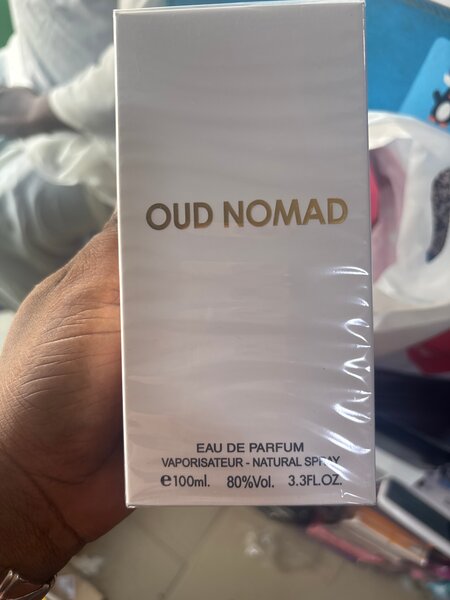 Oud Nomad Eau de Parfum