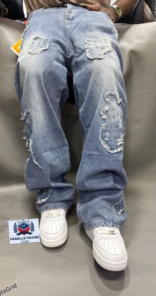 Jean baggy déchiré tendance