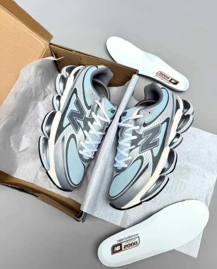 Baskets New Balance 2000