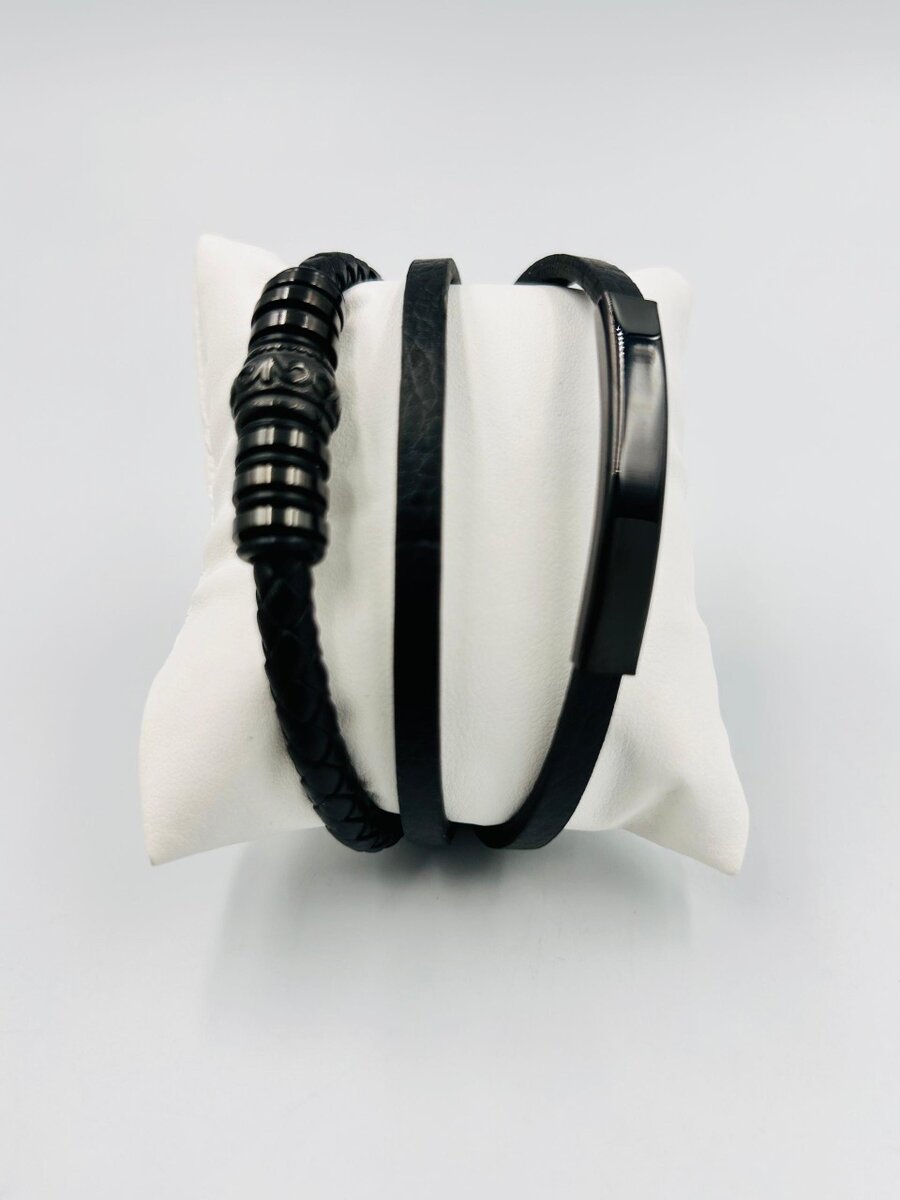 Men leather bracelet