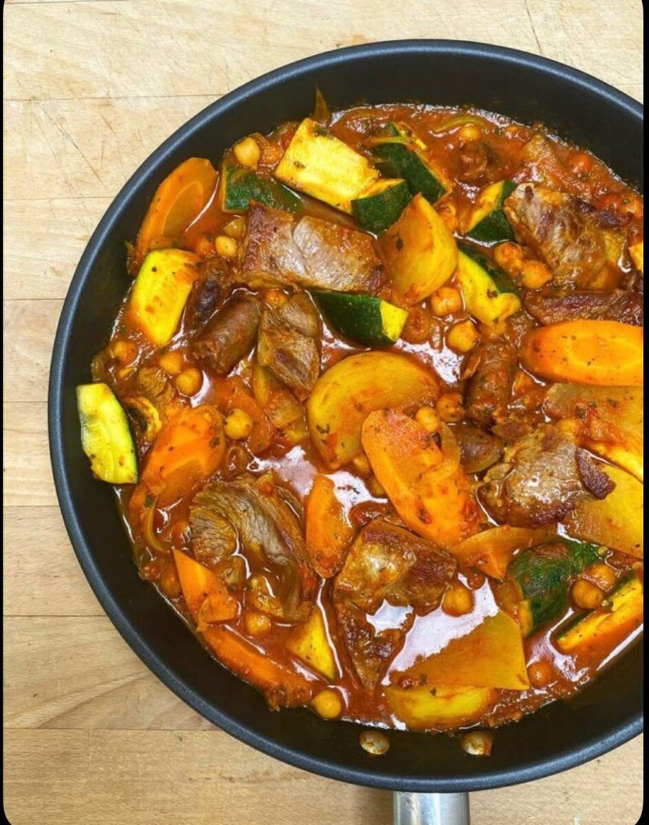 Couscous aux Légumes et Viande