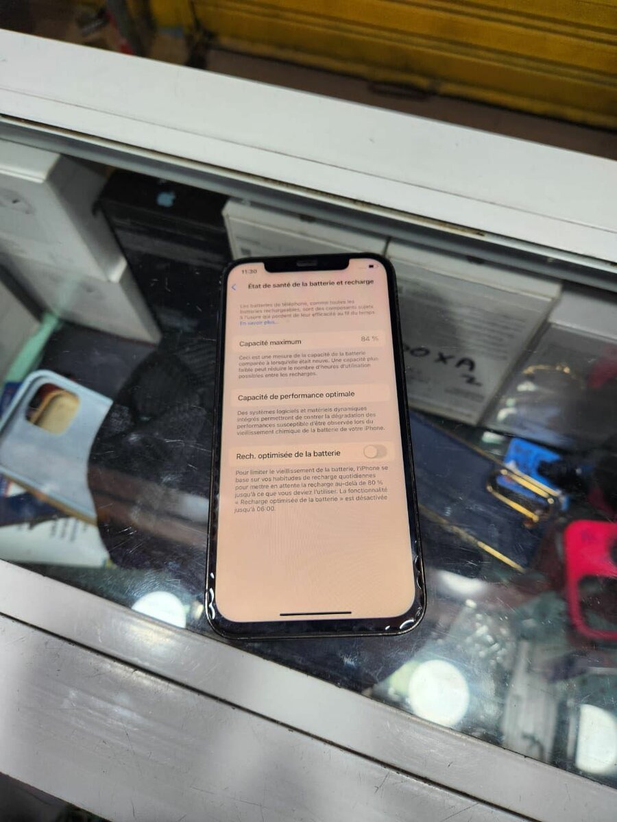 12 pro 128Go tout passe