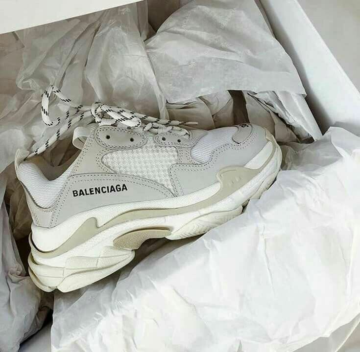BALENCIAGA TRIPLE S