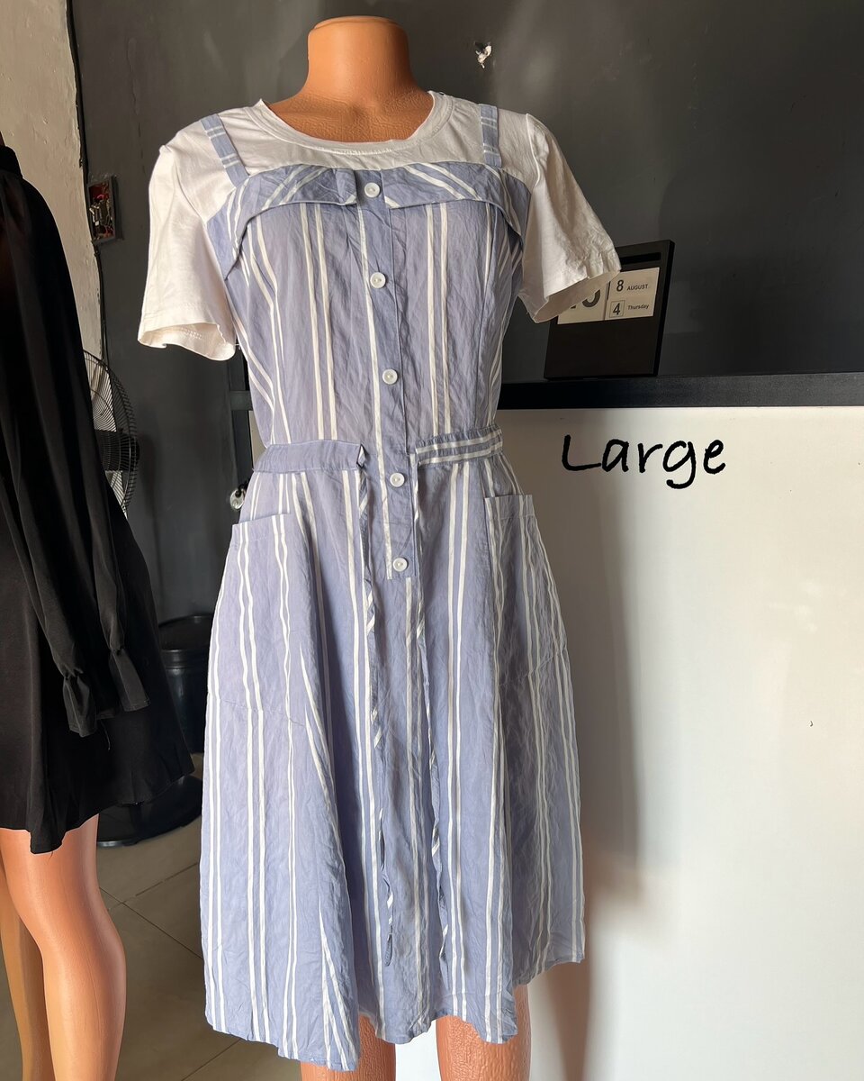  women's beautiful dress 