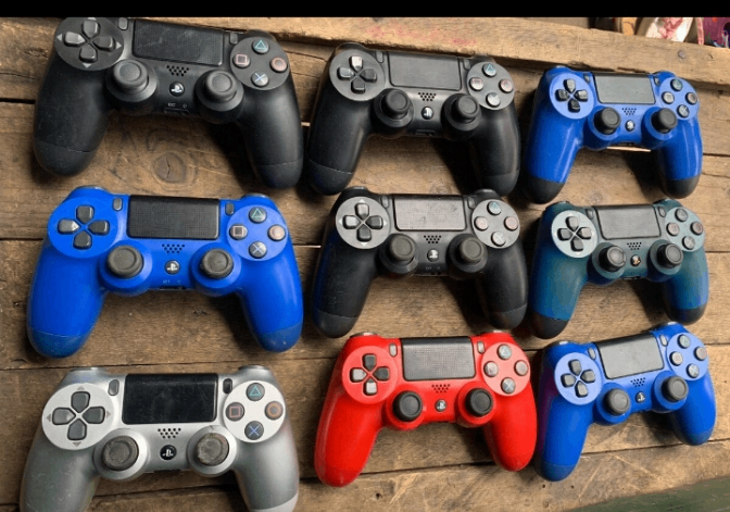 Manette PS4 DualShock 4