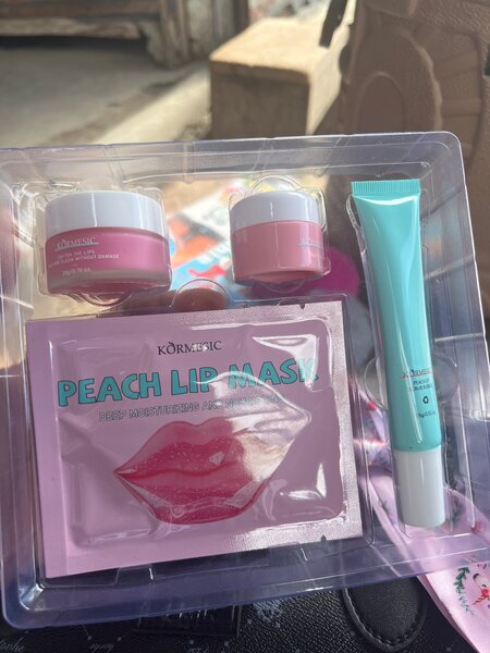 Ensemble soin lèvres pêche