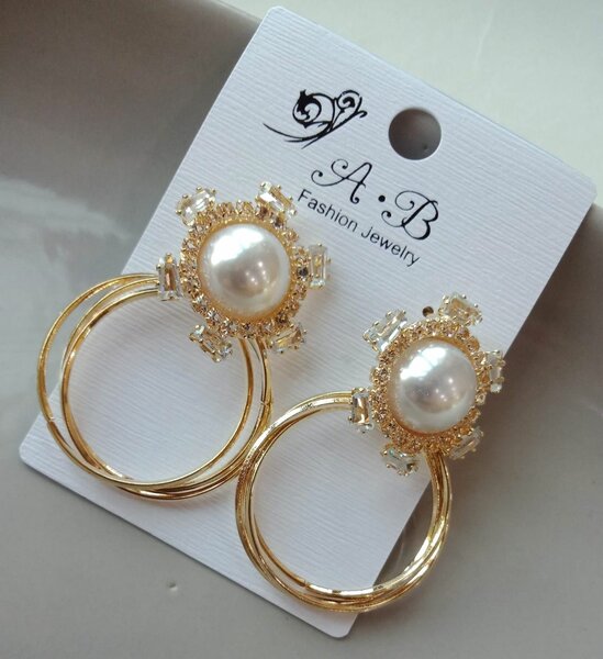Ladies earrings