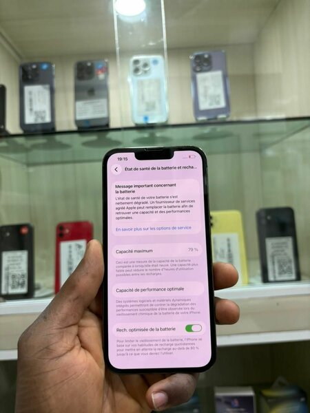 iPhone 13pro 128Go tout dorigi