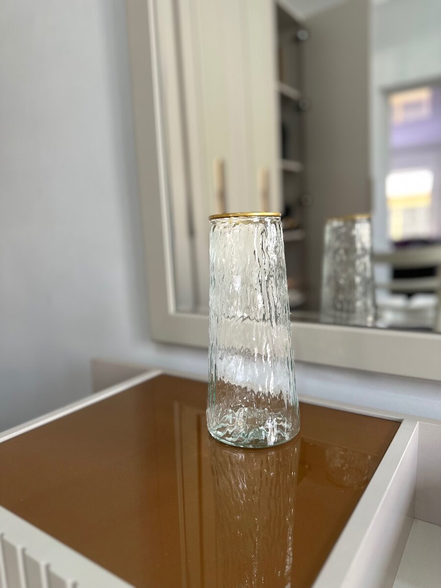 Ваза декоративная