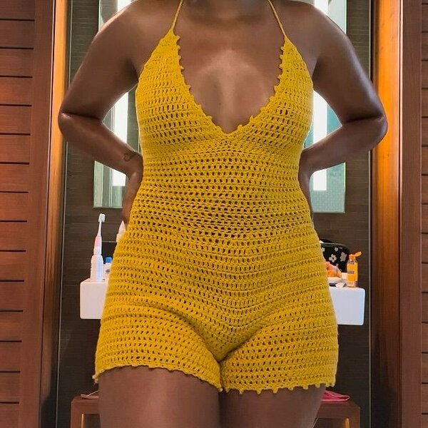 Combinaison crochet jaune femme