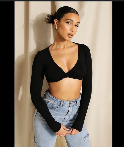 BLACK V NECK TOP ( S) ( THICK)