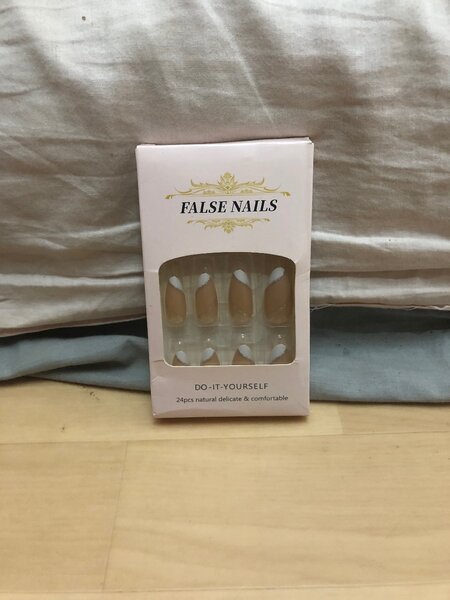 Faux ongles