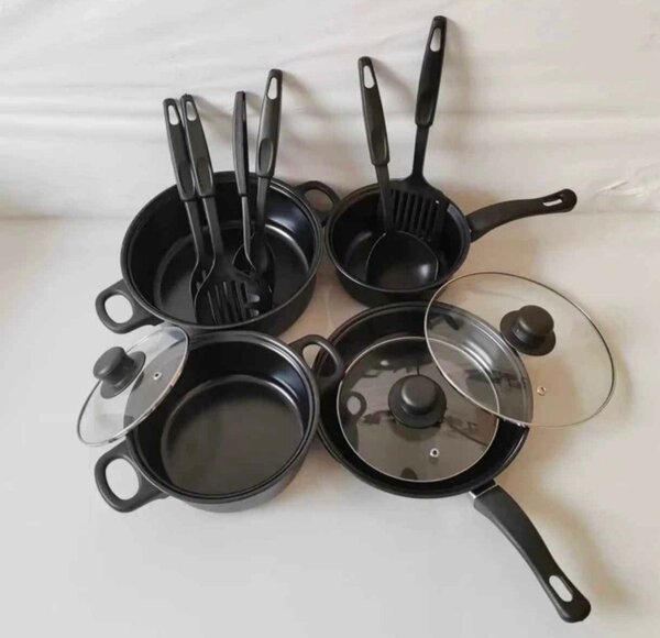 Set de cuisine antiadhésif 13 pièces