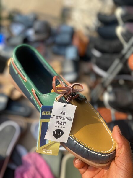 Mocassins en cuir colorés