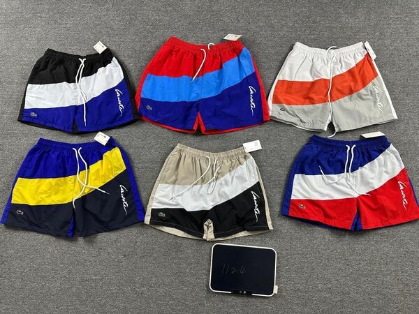 Shorts colorés pour hommes