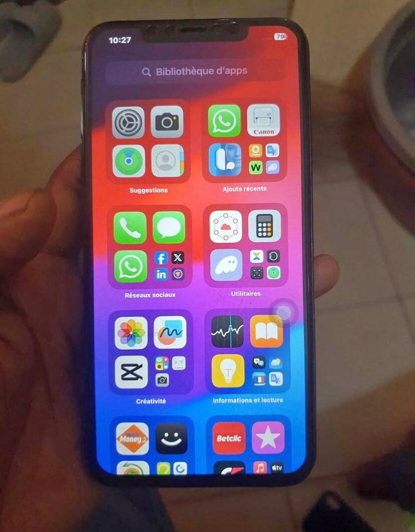 iPhone X 64Go 2nd main